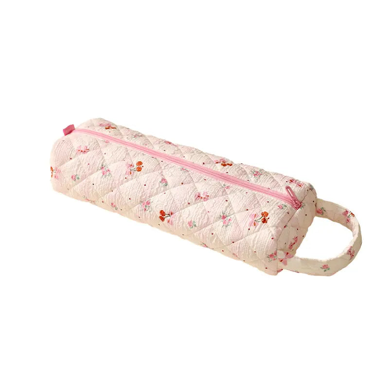 💄 Quilted Large-Capacity Travel Makeup & Toiletry Bag – Stylish, Spacious & Easy to Carry 👜